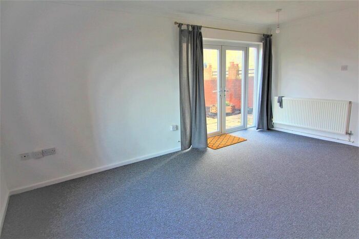 2 Bedroom End Of Terrace House To Rent In Clay Bottom, Fishponds, Bristol, BS5