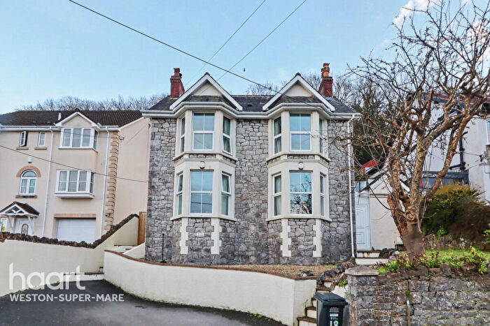 3 Bedroom Detached House For Sale In Kewstoke Road, Weston-Super-Mare, BS22