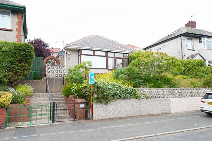 2 Bedroom Detached Bungalow For Sale In Piel View Grove, Barrow-In-Furness, LA13