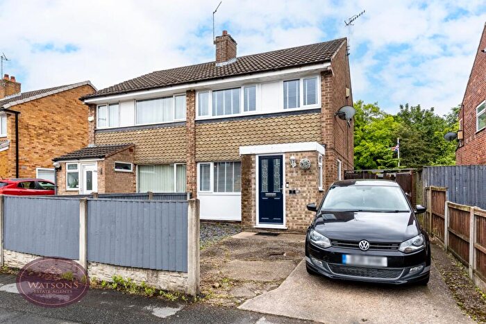 3 Bedroom Semi-Detached House For Sale In Duke Close, Nottingham, NG6