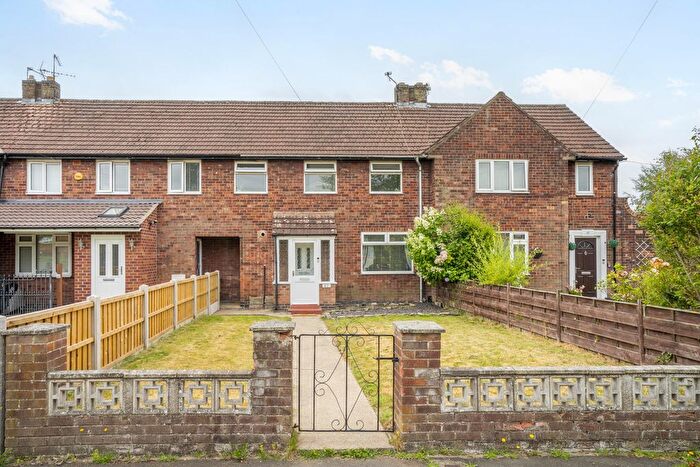 3 Bedroom Terraced House For Sale In North Lane, York, YO24