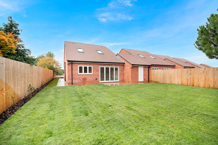 4 Bedroom Detached House For Sale In Durham Grove, Retford, Nottinghamshire, DN22