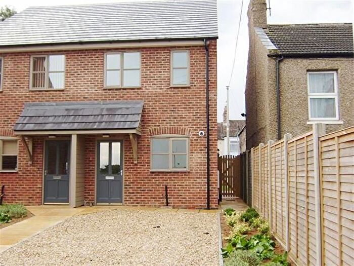 2 Bedroom Property To Rent In Diamond Terrace, King's Lynn, PE30