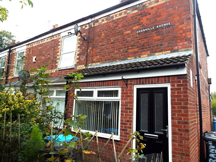 2 Bedroom End Of Terrace House To Rent In Granville Avenue, HU5