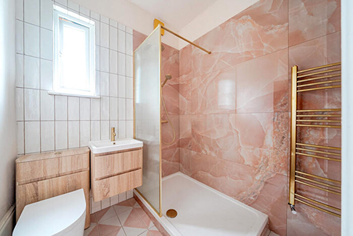 Studio To Rent In Elgin Road, Wallington, SM6