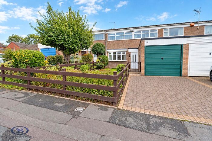 3 Bedroom Terraced House For Sale In Ashmuir Close, Crewe, CW1