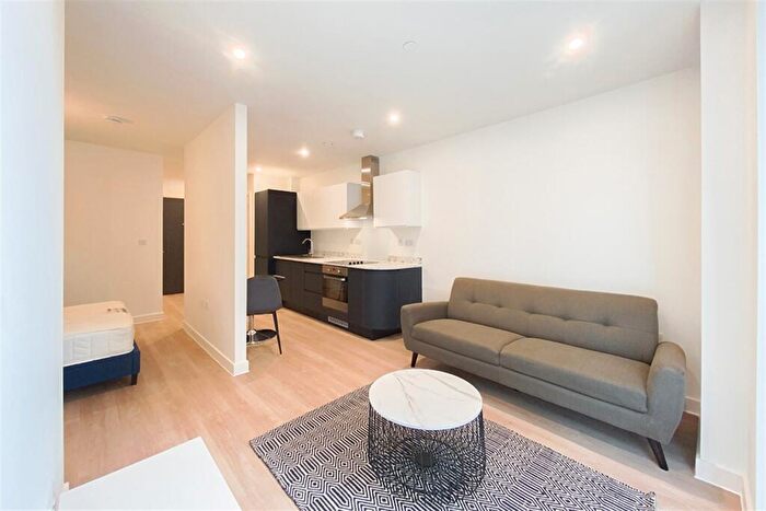 1 Bedroom Property To Rent In Exchange Point, Embankment West, M3