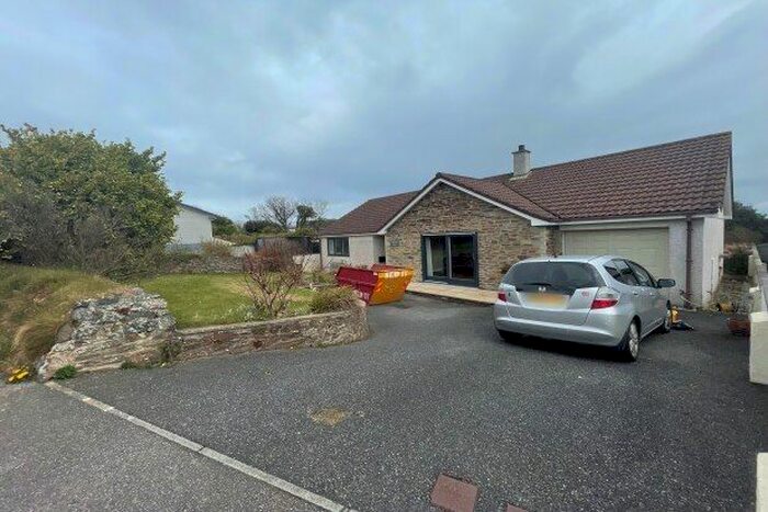 3 Bedroom Detached House To Rent In Polbreen Lane, St. Agnes, TR5