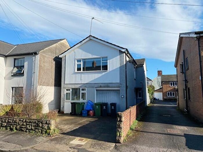 2 Bedroom Flat To Rent In Conybeare Road, Cardiff, CF5