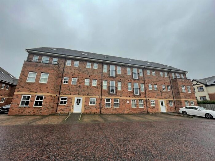 2 Bedroom Flat To Rent In Sandringham Court, Chester Le Street, DH3