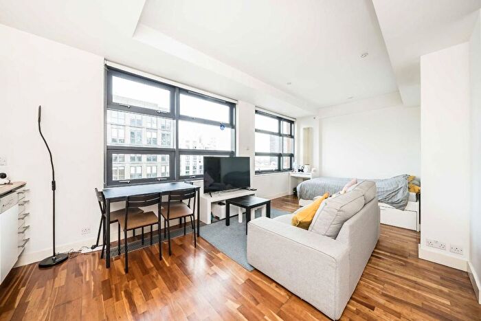 Studio For Sale In City Road, Lexington Apartments, EC1Y