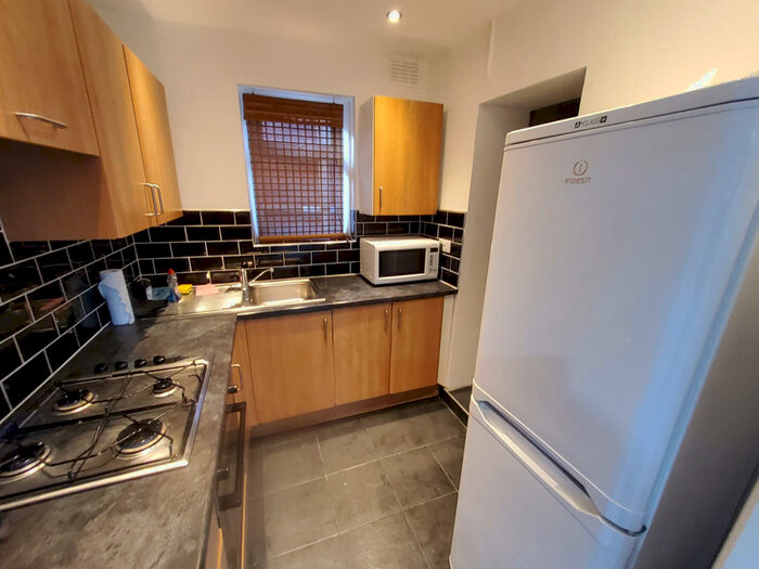 1 Bedroom Flat To Rent In Rockbourne Road, London, SE23