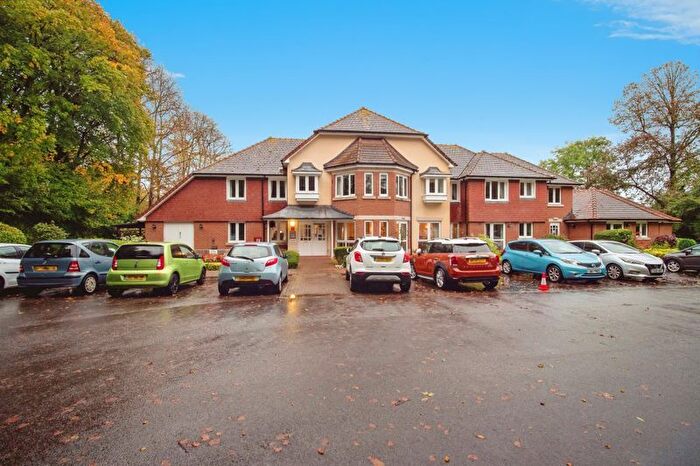 1 Bedroom Flat For Sale In Culliford Court, Dorchester, DT1