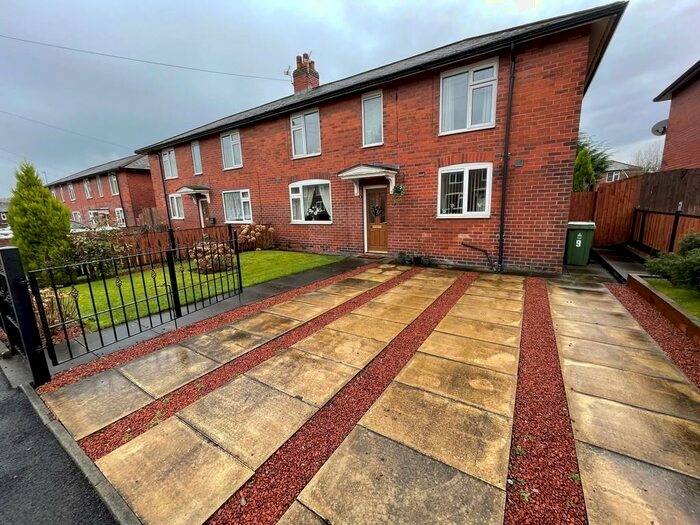 3 Bedroom Semi-Detached House To Rent In Crowland Road, Bolton, BL2