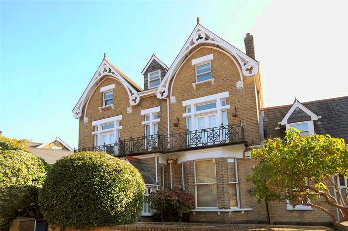 1 Bedroom Flat To Rent In Ennerdale Road, Kew, Surrey, TW9