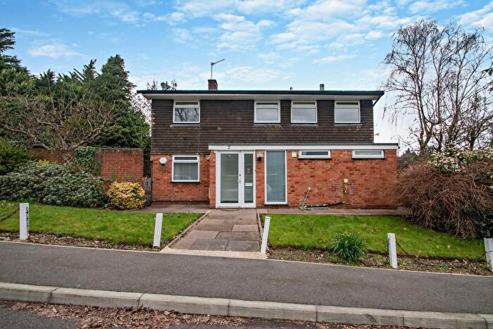 4 Bedroom Detached House To Rent In Brookdene Drive, Northwood, HA6