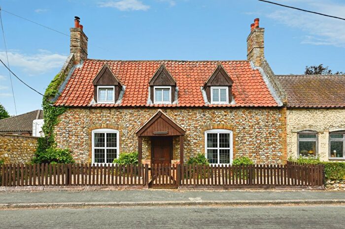 4 Bedroom Semi-Detached House For Sale In Oxborough Road, Stoke Ferry, King's Lynn, PE33