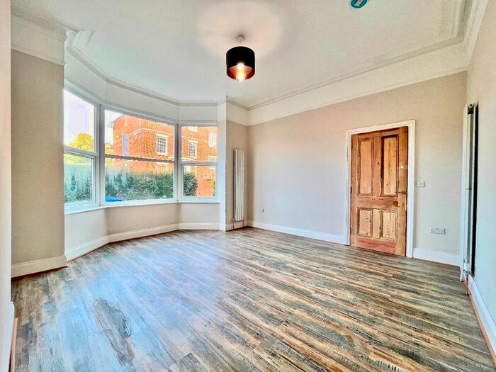 2 Bedroom Flat To Rent In Flat B, Brunswick Street, Sheffield, S10