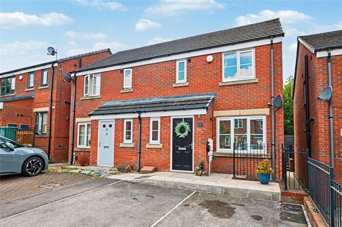 3 Bedroom Semi-Detached House For Sale In The Rowans, Robin Hood, Wakefield, West Yorkshire, WF3