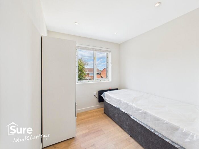 1 Bedroom End Of Terrace House To Rent In Horton Gardens, Hemel Hempstead, Hertfordshire, HP2