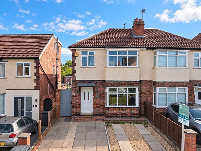 3 Bedroom Semi Detached House For Sale In Wigley Road, Leicester, LE5