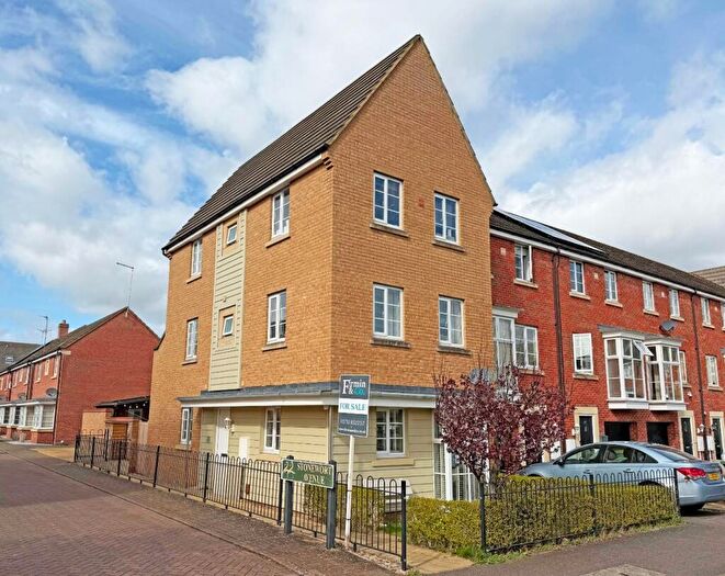 4 Bedroom Town House For Sale In Stonewort Avenue, Hampton Vale, Peterborough, PE7