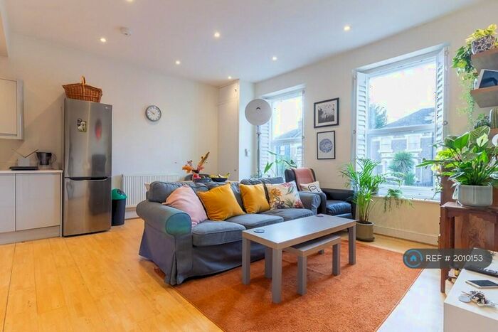 2 Bedroom Flat To Rent In Stanstead Road, London, SE23