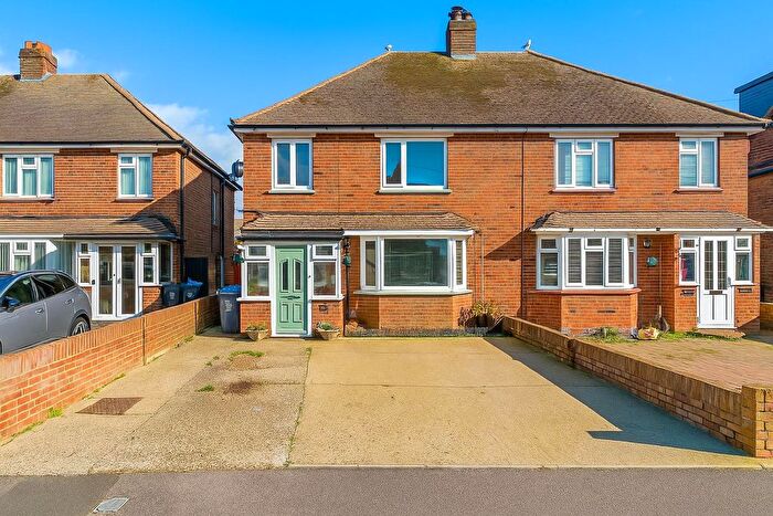 3 Bedroom Semi Detached House For Sale In Hockeredge Gardens, Westgate-On-Sea, CT8