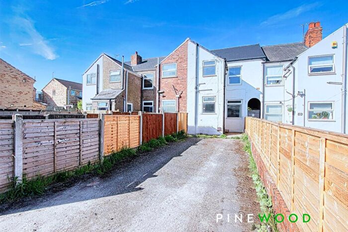 3 Bedroom Terraced House To Rent In Wingerworth Terrace, Grassmoor, S42
