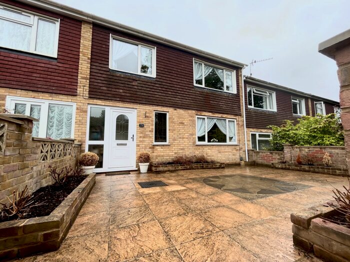 3 Bedroom Terraced House To Rent In Tiverton Road, RG23