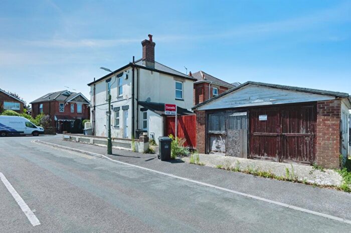 1 Bedroom Flat For Sale In Malvern Road, Bournemouth, BH9