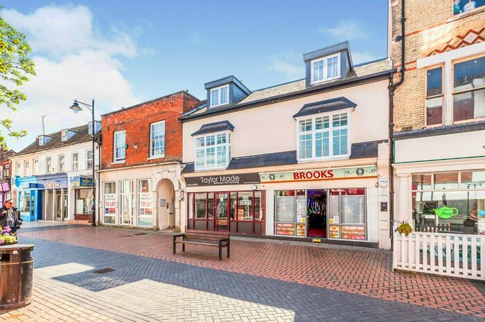 1 Bedroom Flat To Rent In London Street, Basingstoke, RG21
