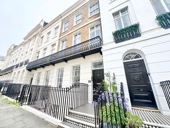 1 Bedroom Flat To Rent In Portland Place, Brighton, BN2