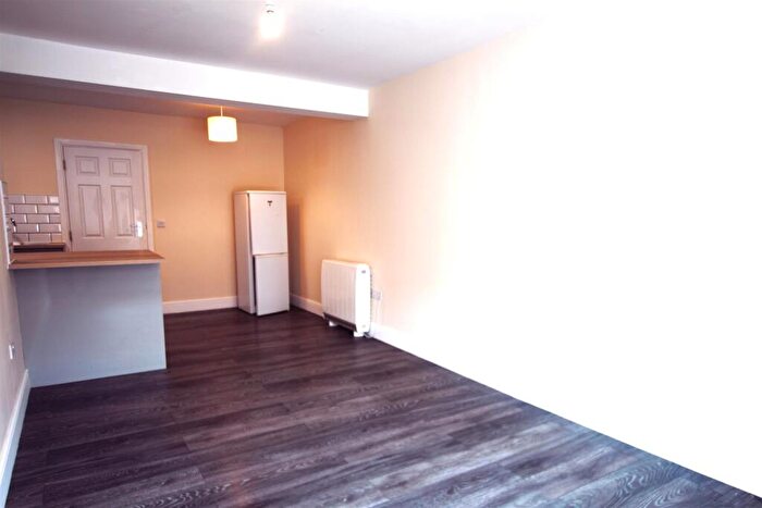 2 Bedroom Property To Rent In Charminster Road, Bournemouth, BH8