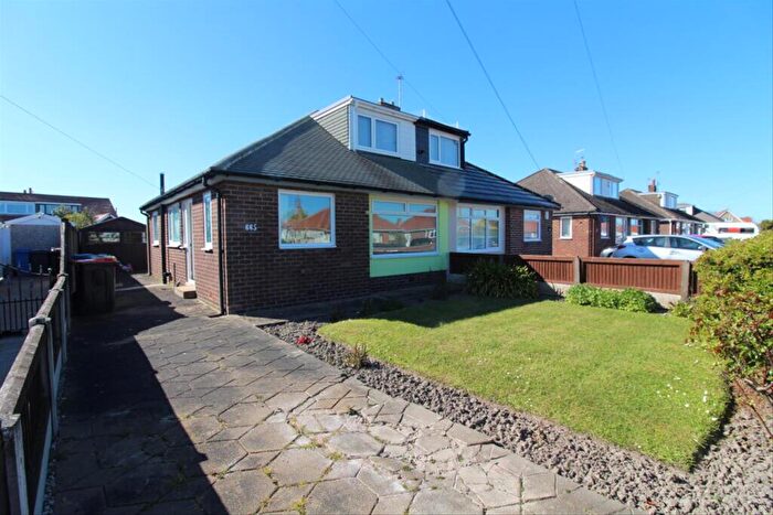 2 Bedroom Bungalow For Sale In North Drive, Thornton Cleveleys, FY5