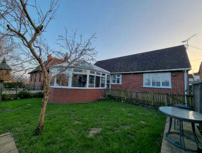 2 Bedroom Bungalow To Rent In Orchard Villas, Tatworth, TA20