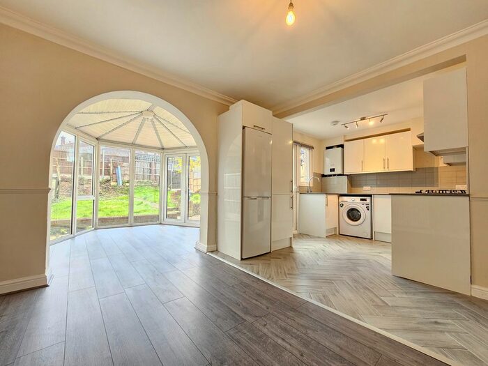 3 Bedroom Semi-Detached House To Rent In Mount Culver Avenue, Sidcup, DA14