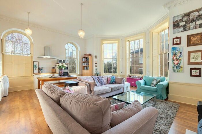 1 Bedroom Flat To Rent In Merton Road, London, SW18