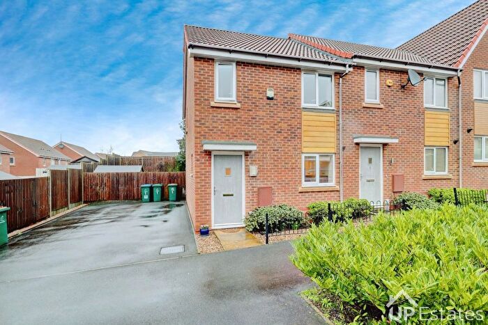3 Bedroom End Terrace House For Sale In Homestead, Coventry, CV2