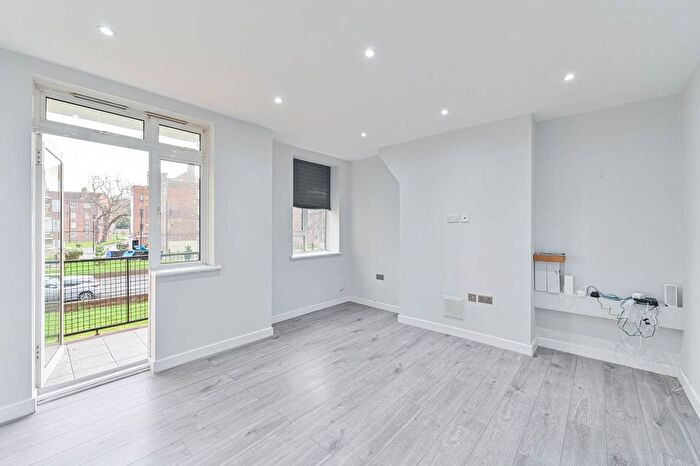 1 Bedroom Flat To Rent In Kingswood Estate, Sydenham, London, SE21