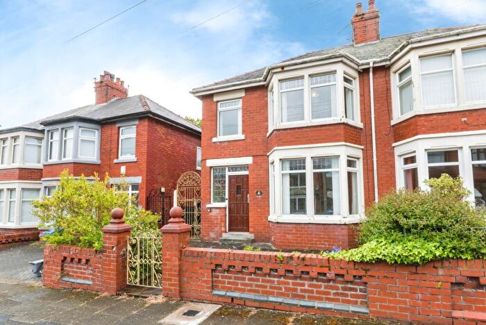 3 Bedroom Semi-Detached House For Sale In Beetham Place, Blackpool, Lancashire, FY3