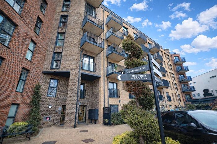 2 Bedroom Flat To Rent In Dacorum Way, Hemel Hempstead, HP1