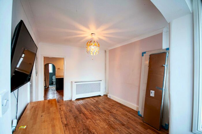 2 Bedroom Terraced House To Rent In Elm Road, Erith, DA8