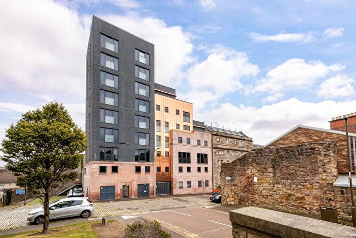 1 Bedroom Flat For Sale In Couper Street, Leith, Edinburgh, EH6