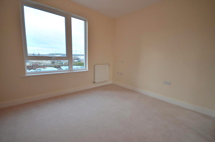 2 Bedroom Apartment To Rent In Peninsula Quay, Pegasus Way, Gillingham, ME7