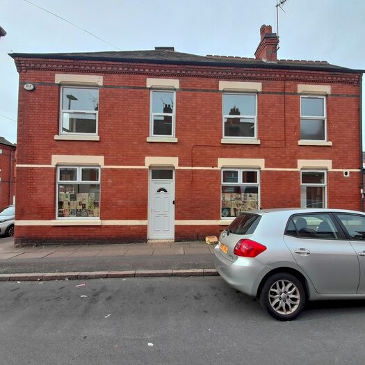 2 Bedroom End Of Terrace House To Rent In Chatsworth Street, Leicester, LE2