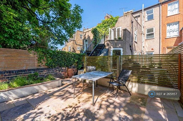 2 Bedroom Flat To Rent In Ambler Road, London, N4