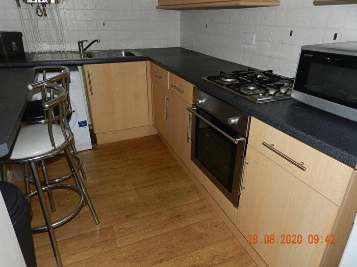 2 Bedroom Flat To Rent In Newport Road, Roath, CF24