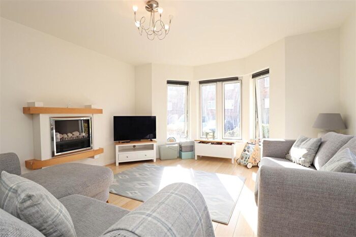 2 Bedroom Flat For Sale In Olympian Court, York, YO10