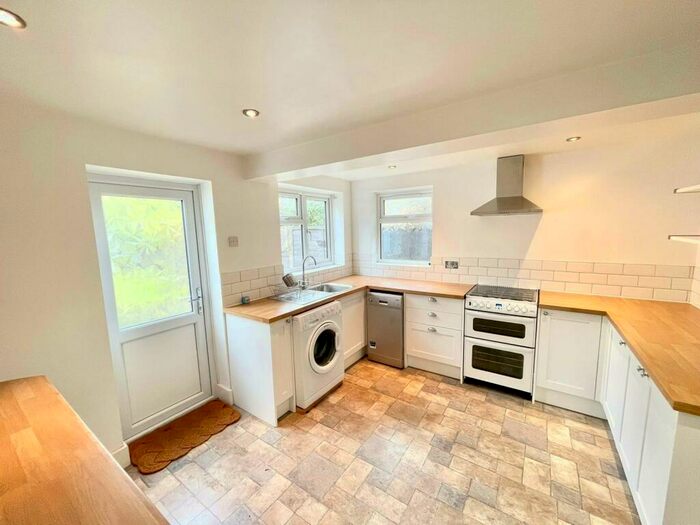 3 Bedroom House To Rent In Honiton Road, Romford, RM7